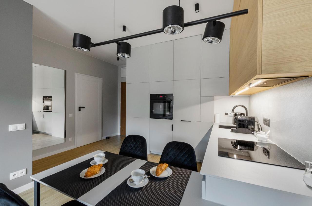 Apartament Manufaktura Centrum Z Klimatyzacja Łódź Exteriör bild