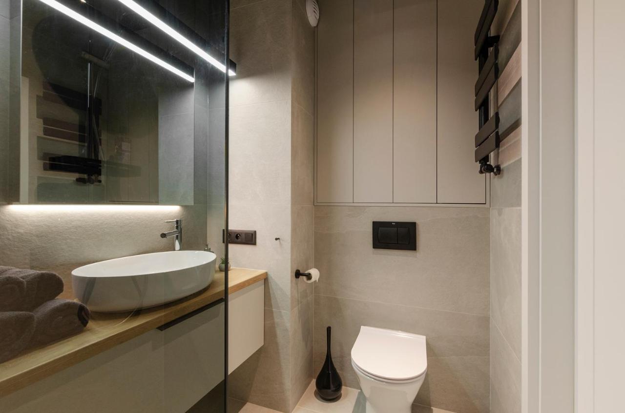 Apartament Manufaktura Centrum Z Klimatyzacja Łódź Exteriör bild